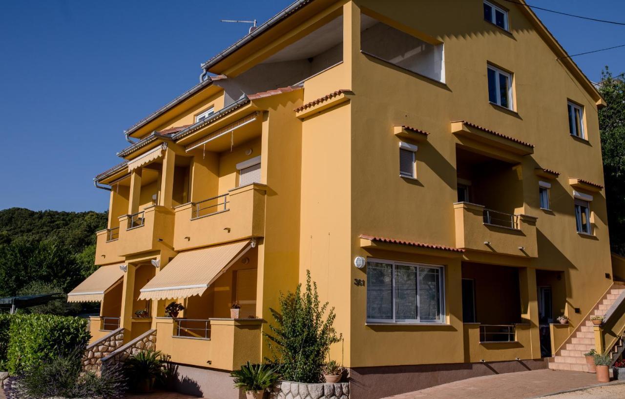 Apartments Silvana In Kampor Eksteriør billede